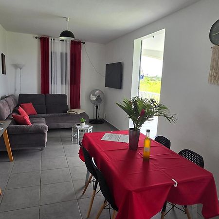 Maison Laurencia - Appartement De L'Etage Sainte-Anne  Bagian luar foto