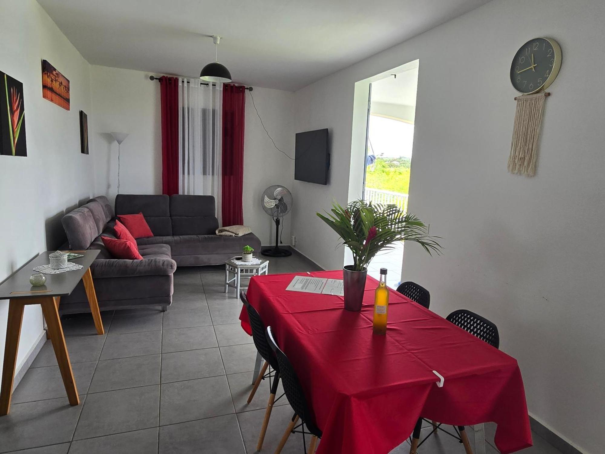 Maison Laurencia - Appartement De L'Etage Sainte-Anne  Bagian luar foto